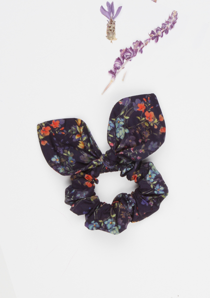 Heirloom Scrunchie, Botanical Garden, Navy